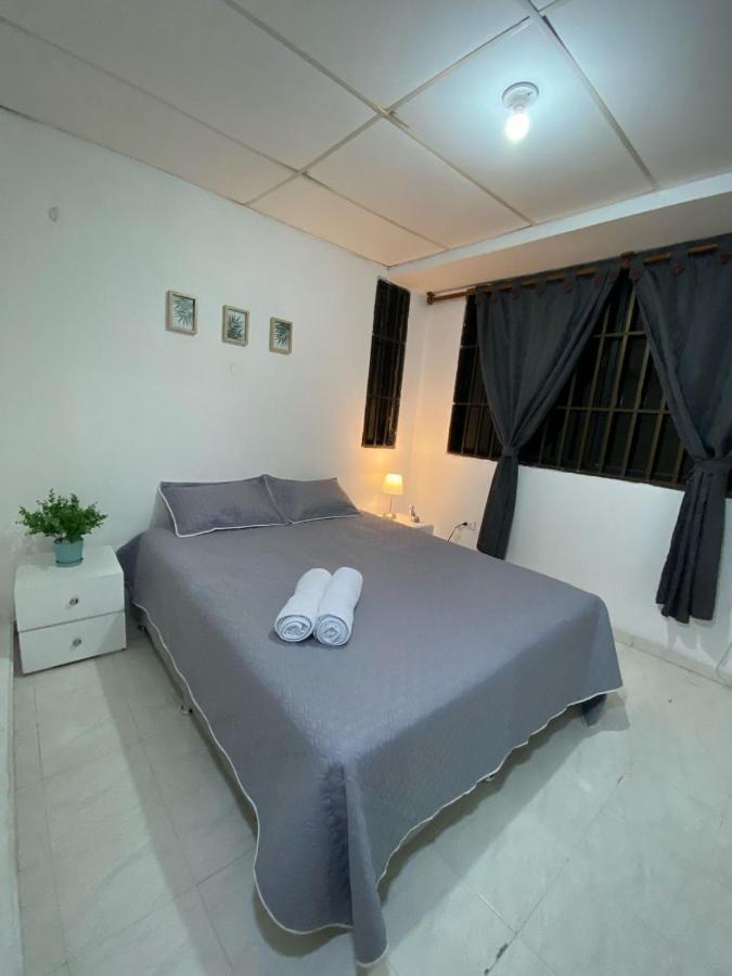 Habitaciones Independientes Cerca Al Aeropuerto 3 Cartagena Bagian luar foto
